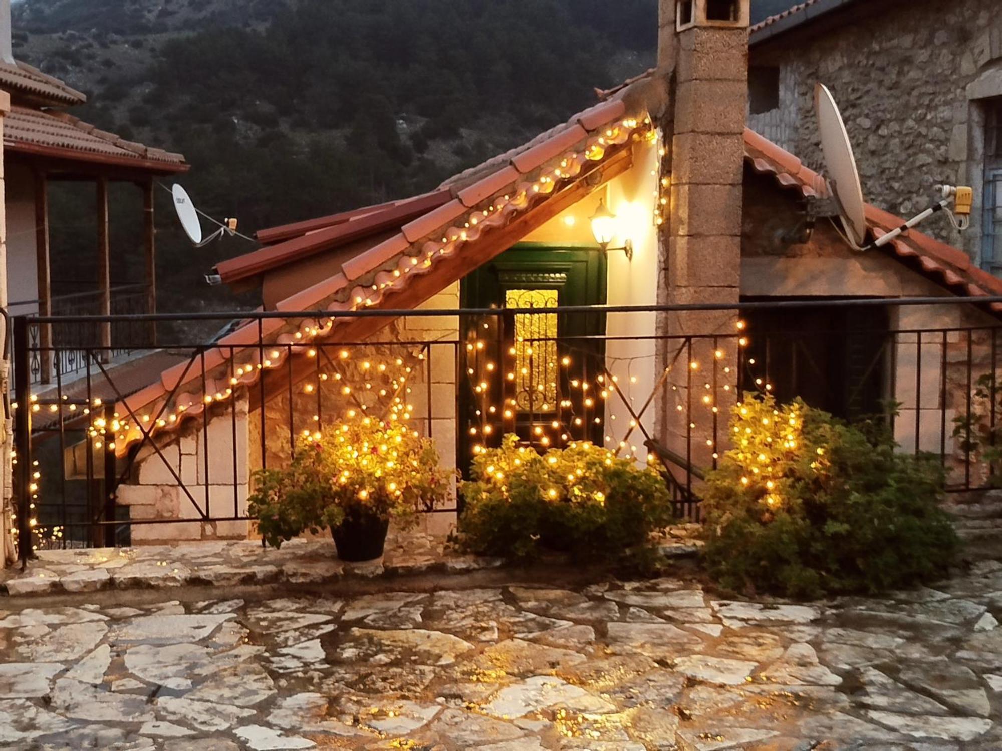Kristi'S Homes - "Beautiful Attic" In ديميتسانا المظهر الخارجي الصورة